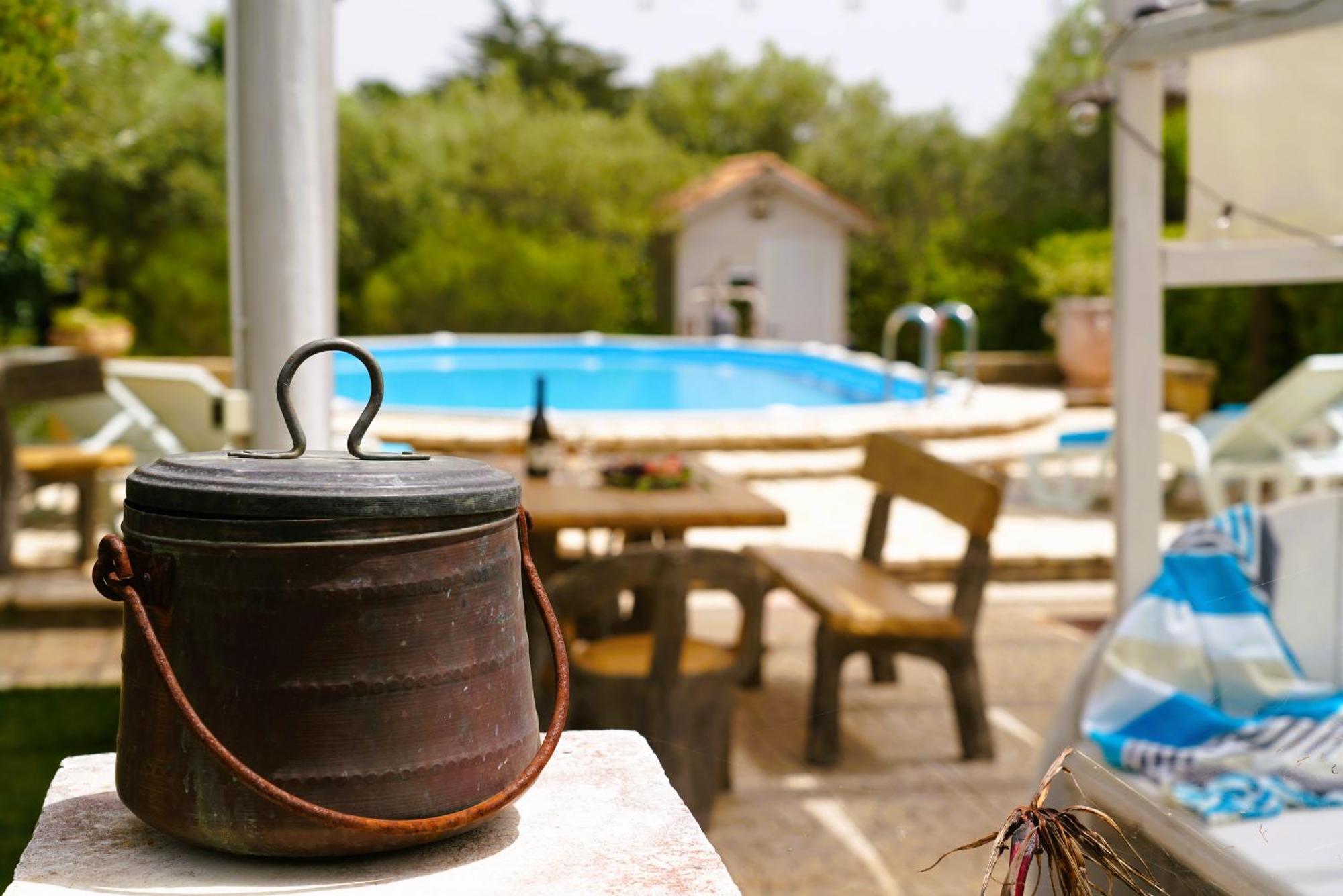 Villa Chanel Bellissima Villa Con Piscina Immersa Nella Valle D'Itria 오스투니 외부 사진